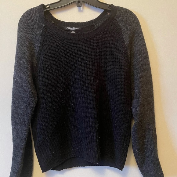 Sweater - Picture 1 of 1